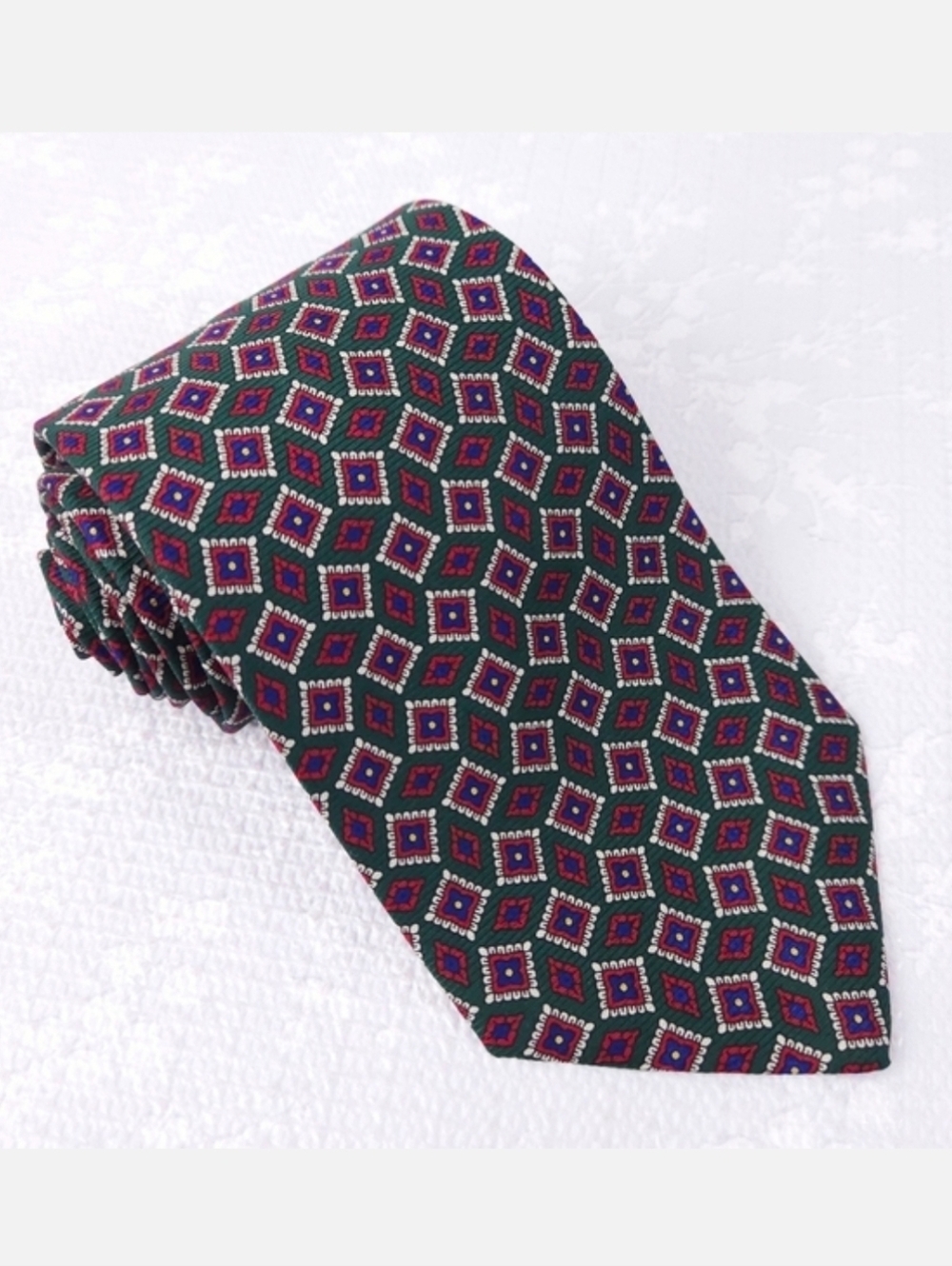 BROOKS BROTHERS Silk Tie Green Red Blue Geometric Diamond 56" x 3.5"